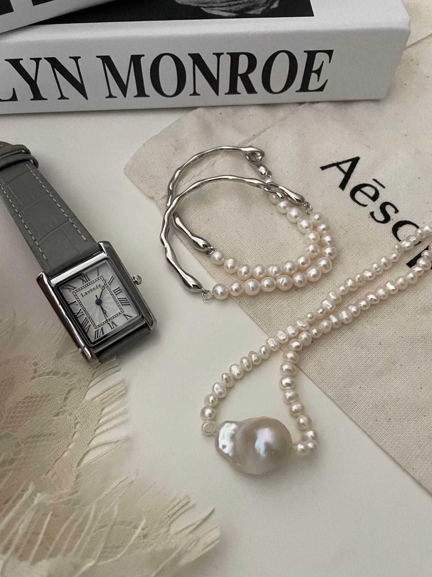 Centerpiece Baroque Pearl Necklace - SOLIS