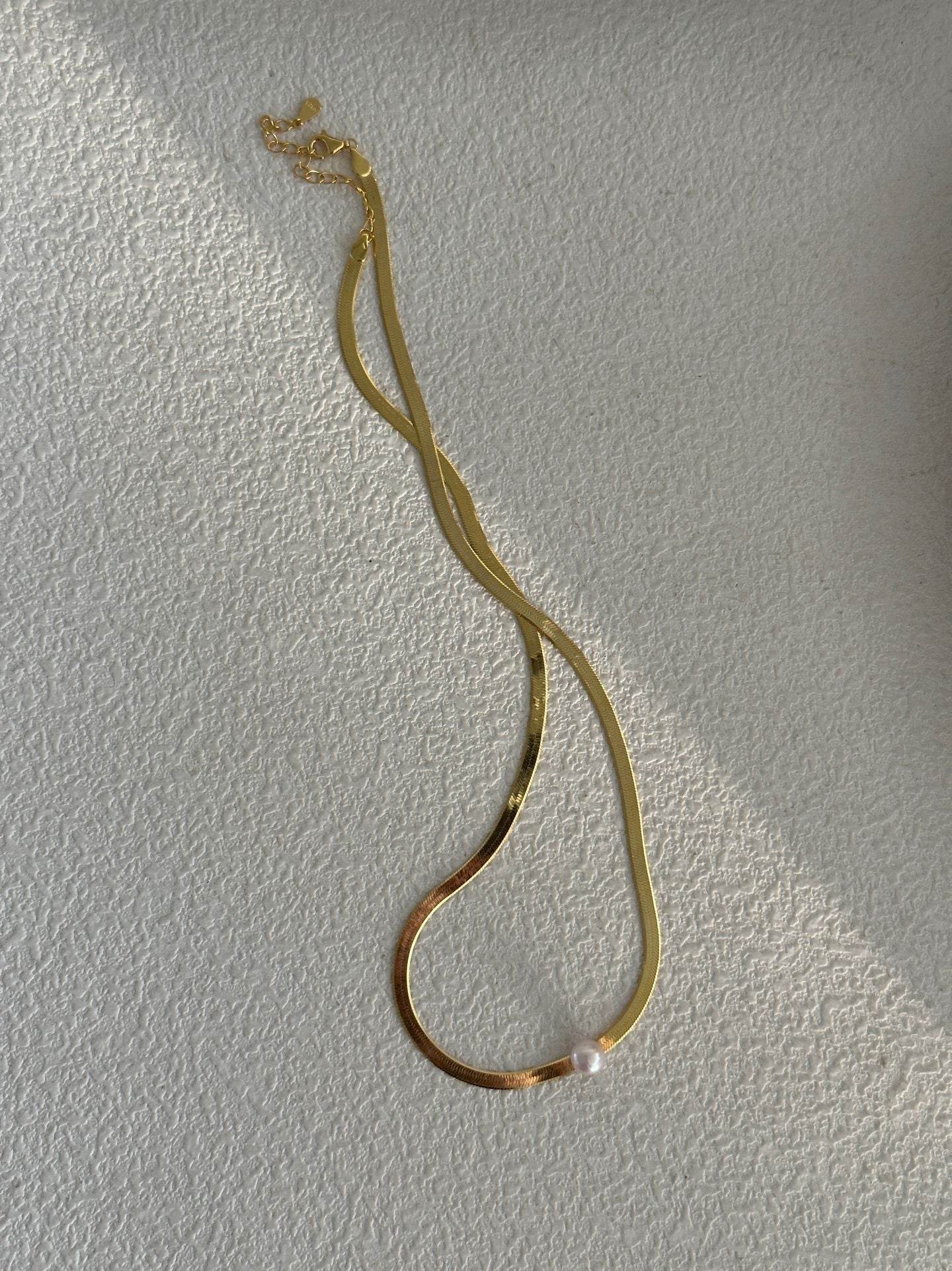 Single Pearl Sleek Chain Necklace - SOLIS