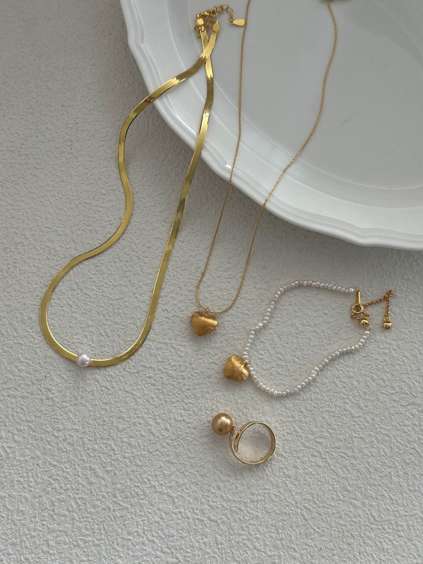 Single Pearl Sleek Chain Necklace - SOLIS