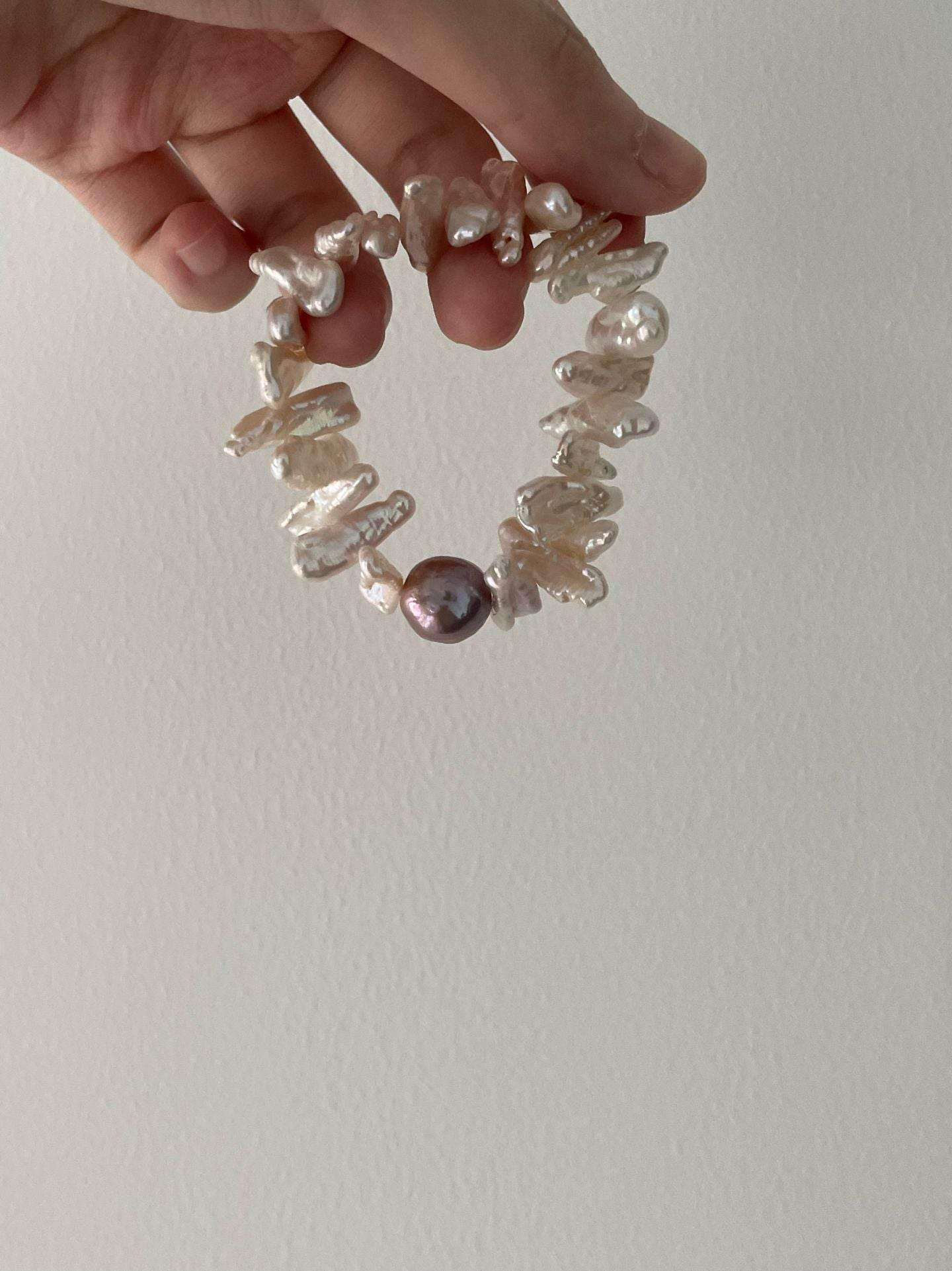 Sunburst Bloom – Petal-Shaped Baroque Pearl Bracelet - SOLIS