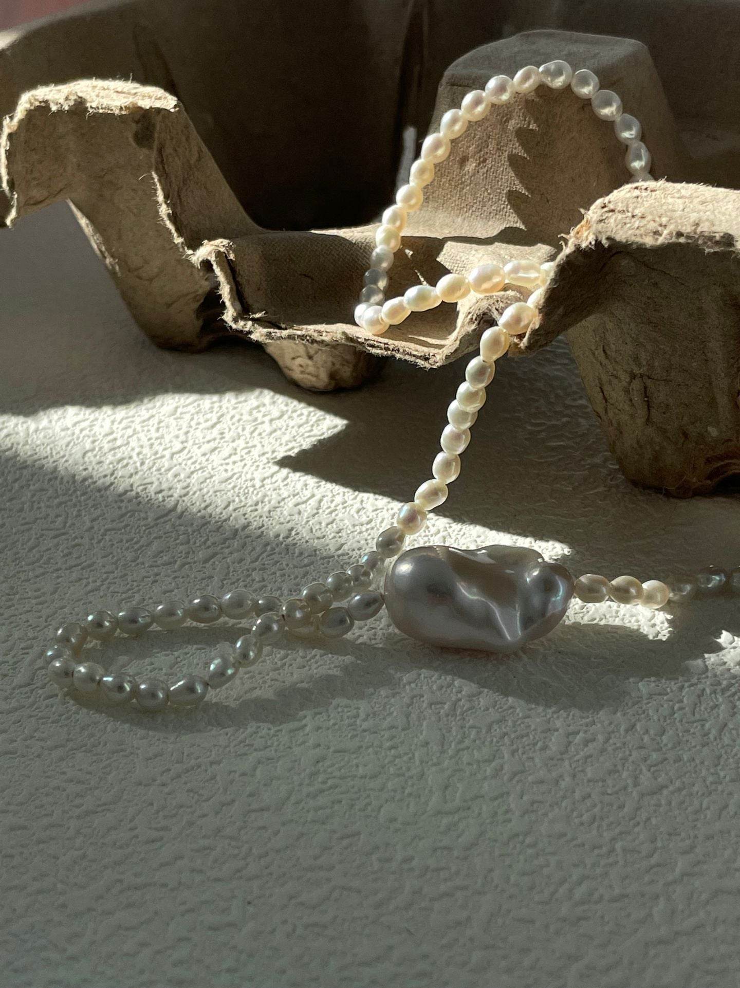 Twin Grace – Double Layer Pearl Necklace - SOLIS