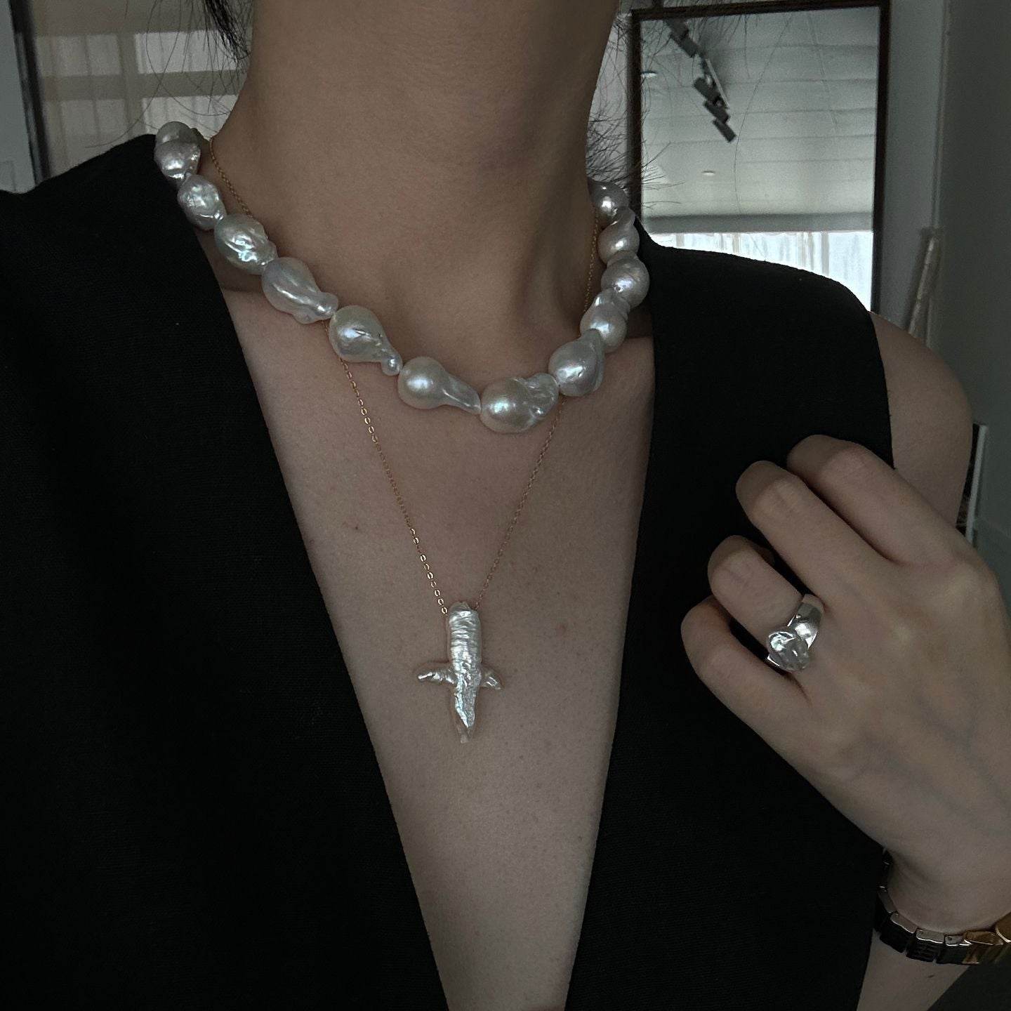 “Sculpture” – Baroque Pearl Statement Necklace - SOLIS