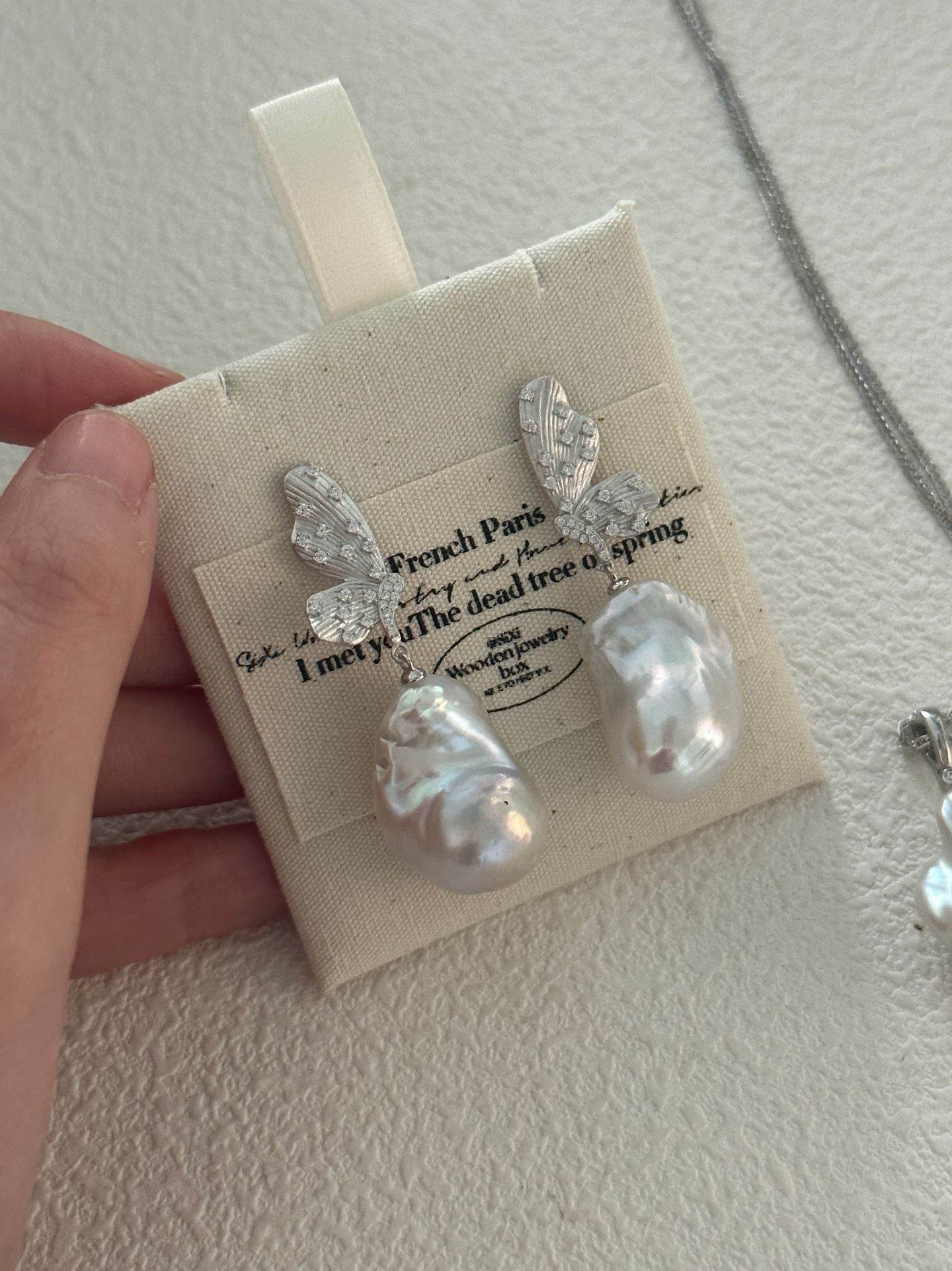 Butterfly Wings Baroque Pearl Earrings - SOLIS