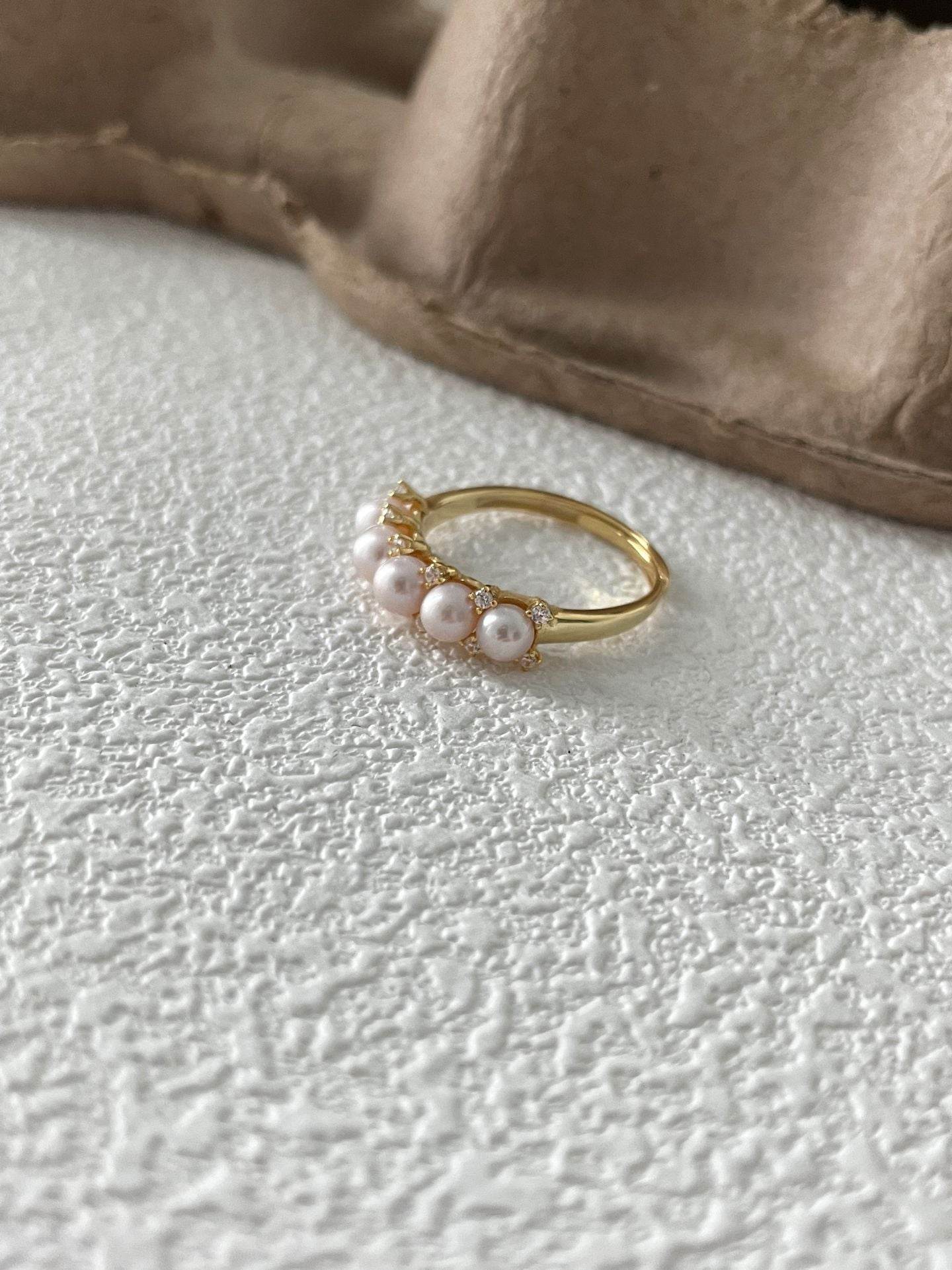 Row Diamond Pearl Ring - SOLIS