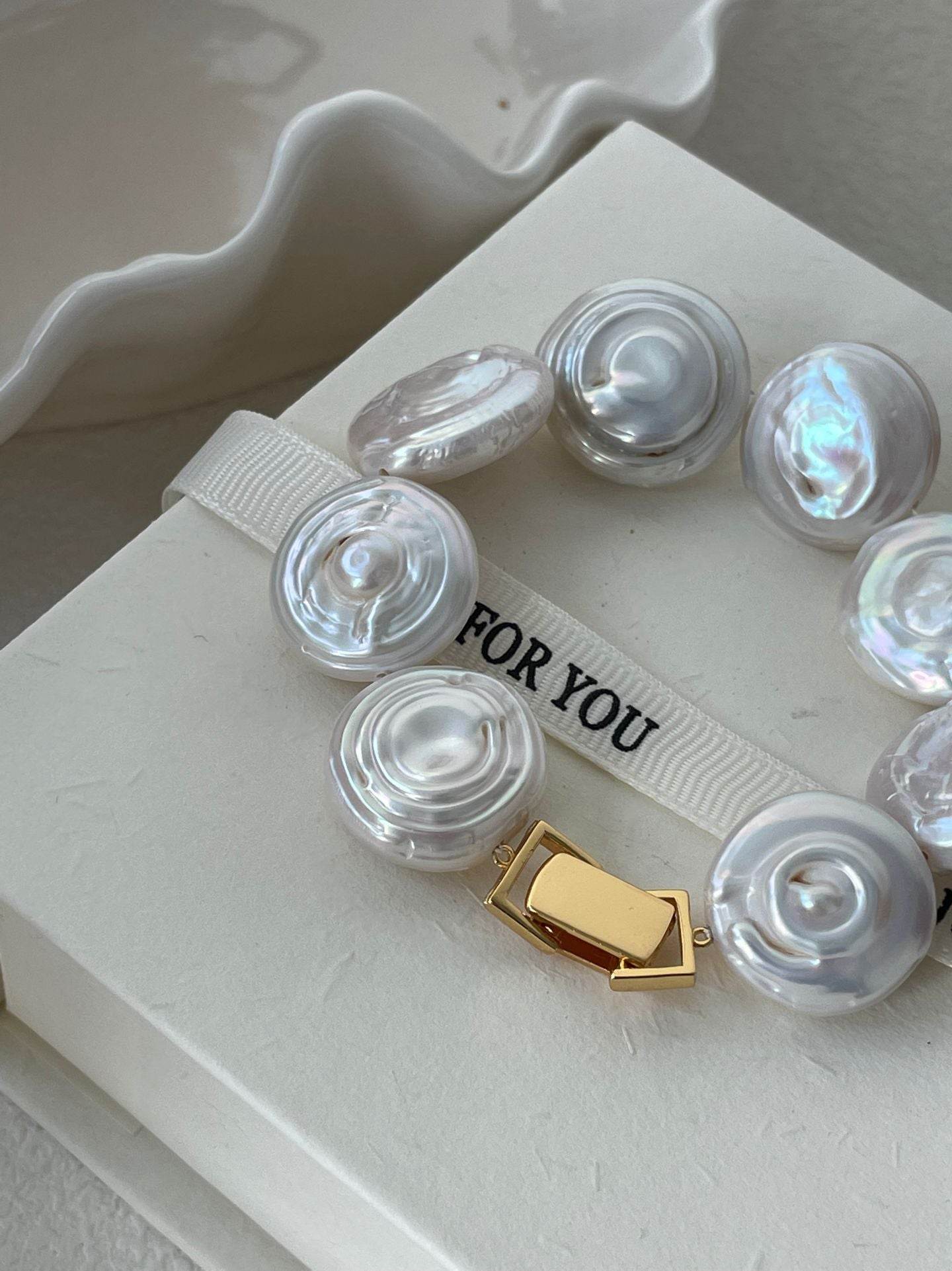 Roman Holiday Bracelet - SOLIS