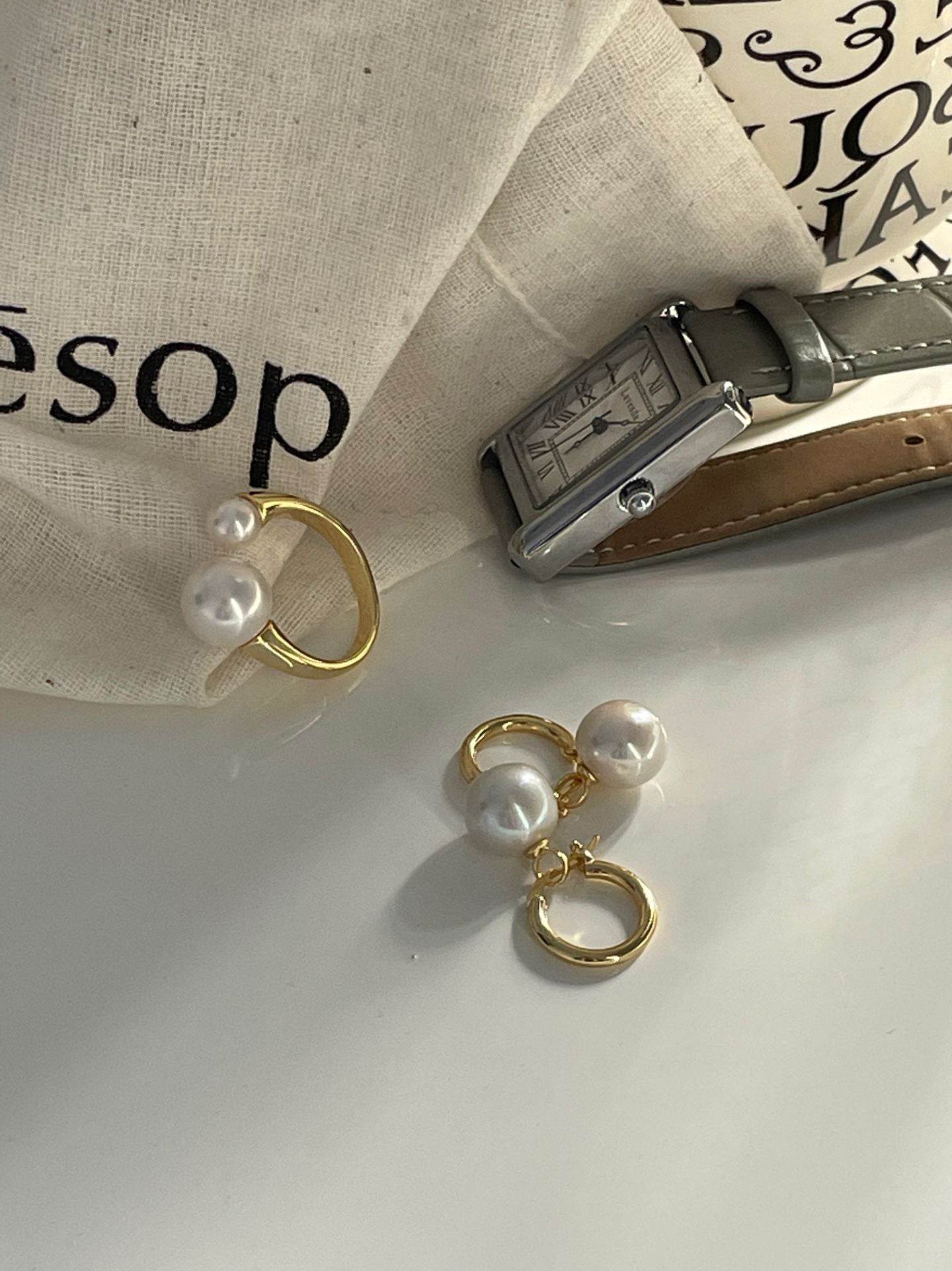 Crystal Baroque Pearl Drop Earrings - SOLIS
