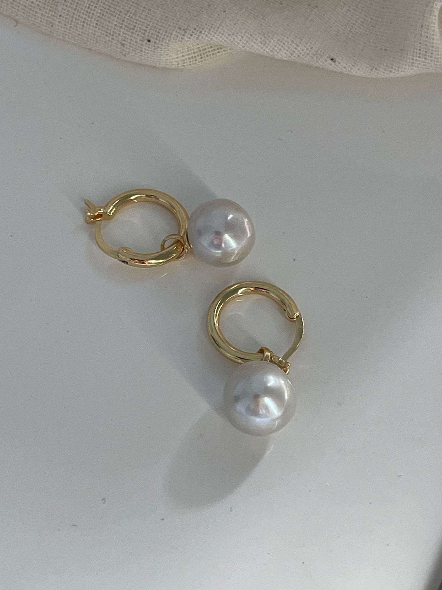 Crystal Baroque Pearl Drop Earrings - SOLIS