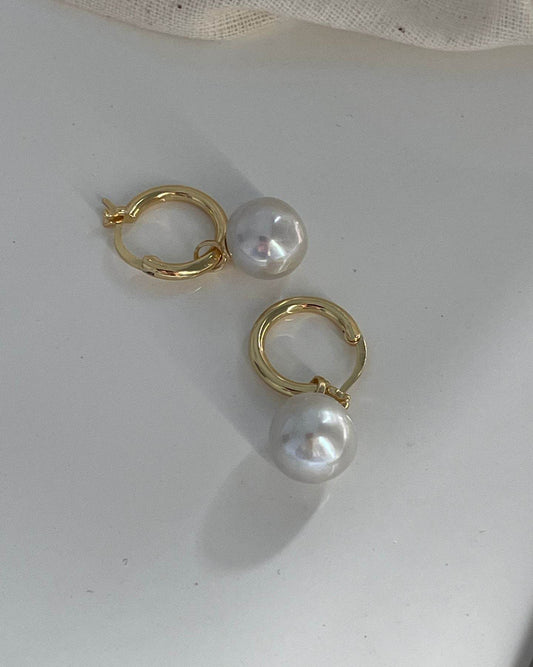 Crystal Baroque Pearl Drop Earrings - SOLIS