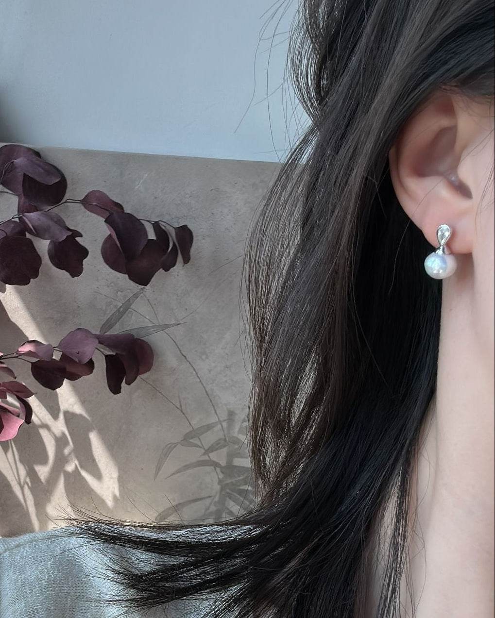 “Little Bottle” Pearl Stud Earrings - SOLIS