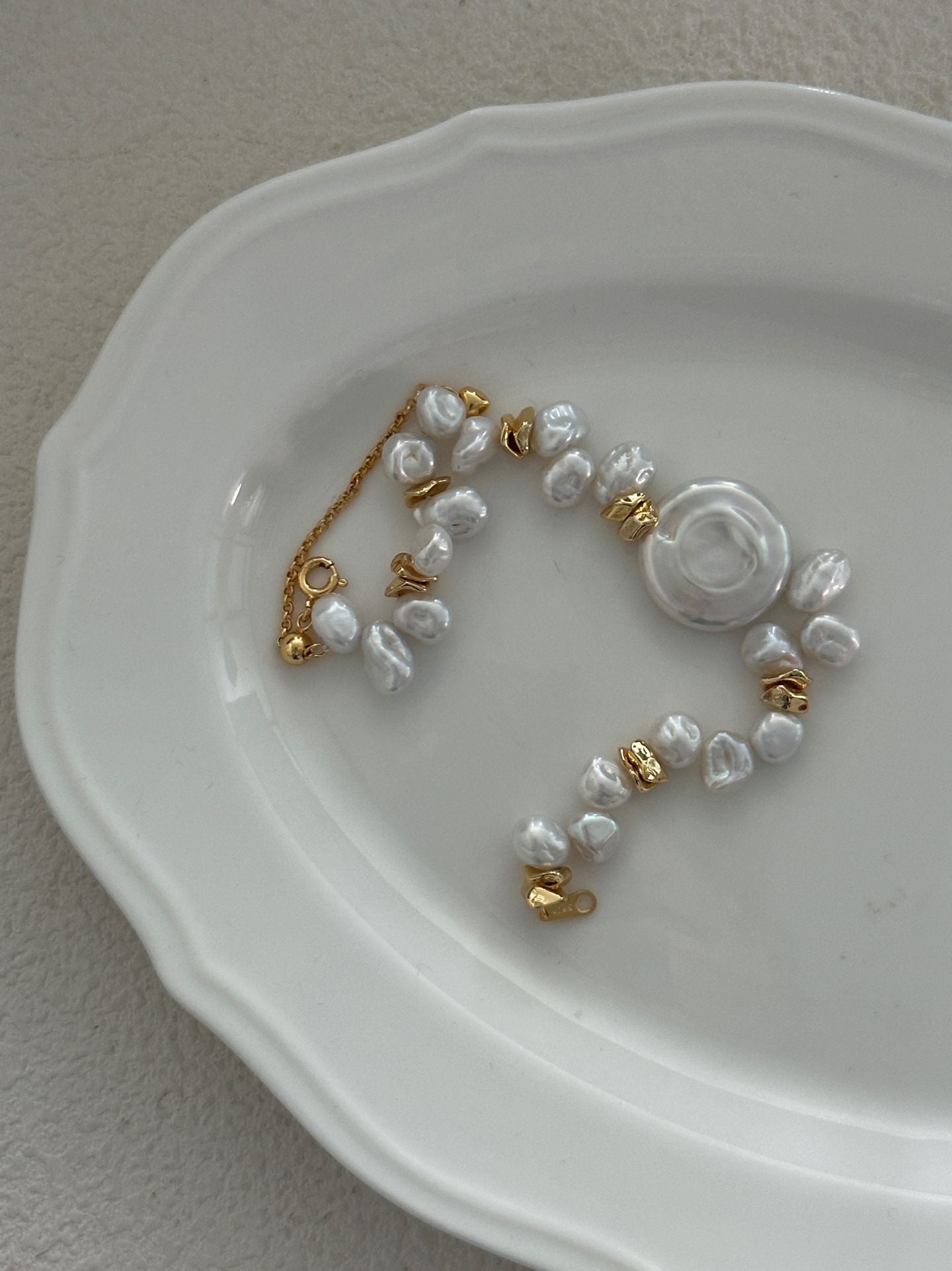 Natural Keshi Pearl Bracelet with Coin Disc Centerpiece