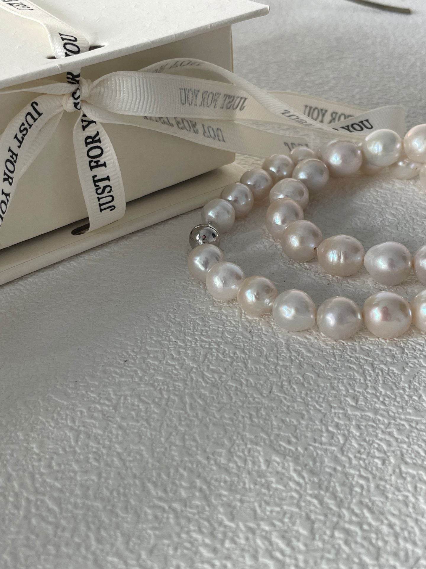 Edison Freshwater Pearl Necklace – Sterling Silver Clasp - SOLIS