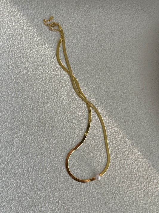Single Pearl Sleek Chain Necklace - SOLIS