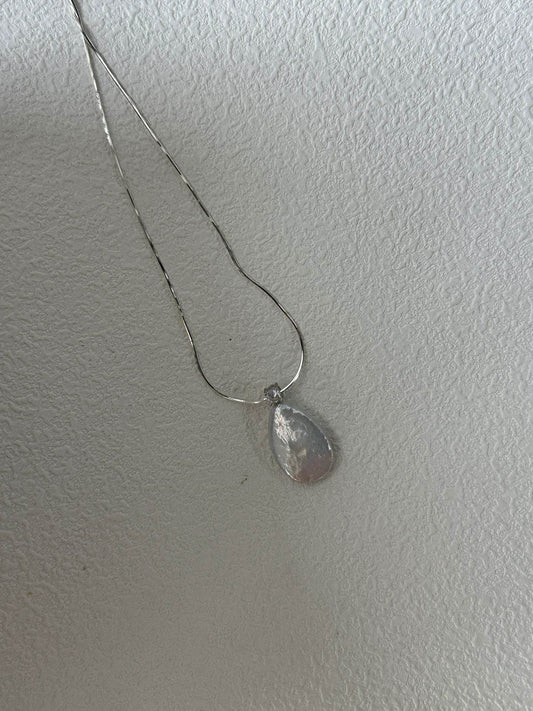 Classic Teardrop Baroque Pearl Necklace - SOLIS