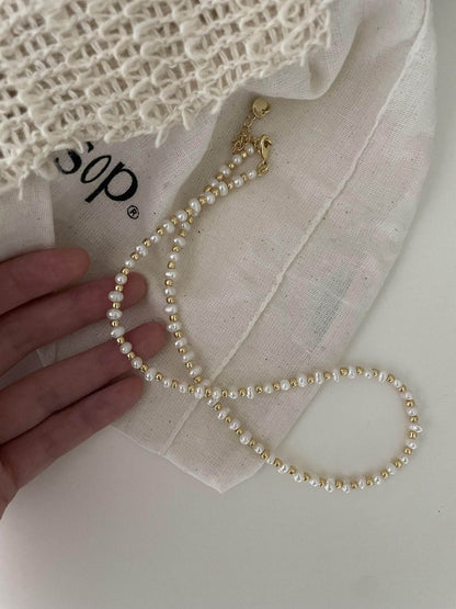 Golden Whisper Pearl Necklace - SOLIS