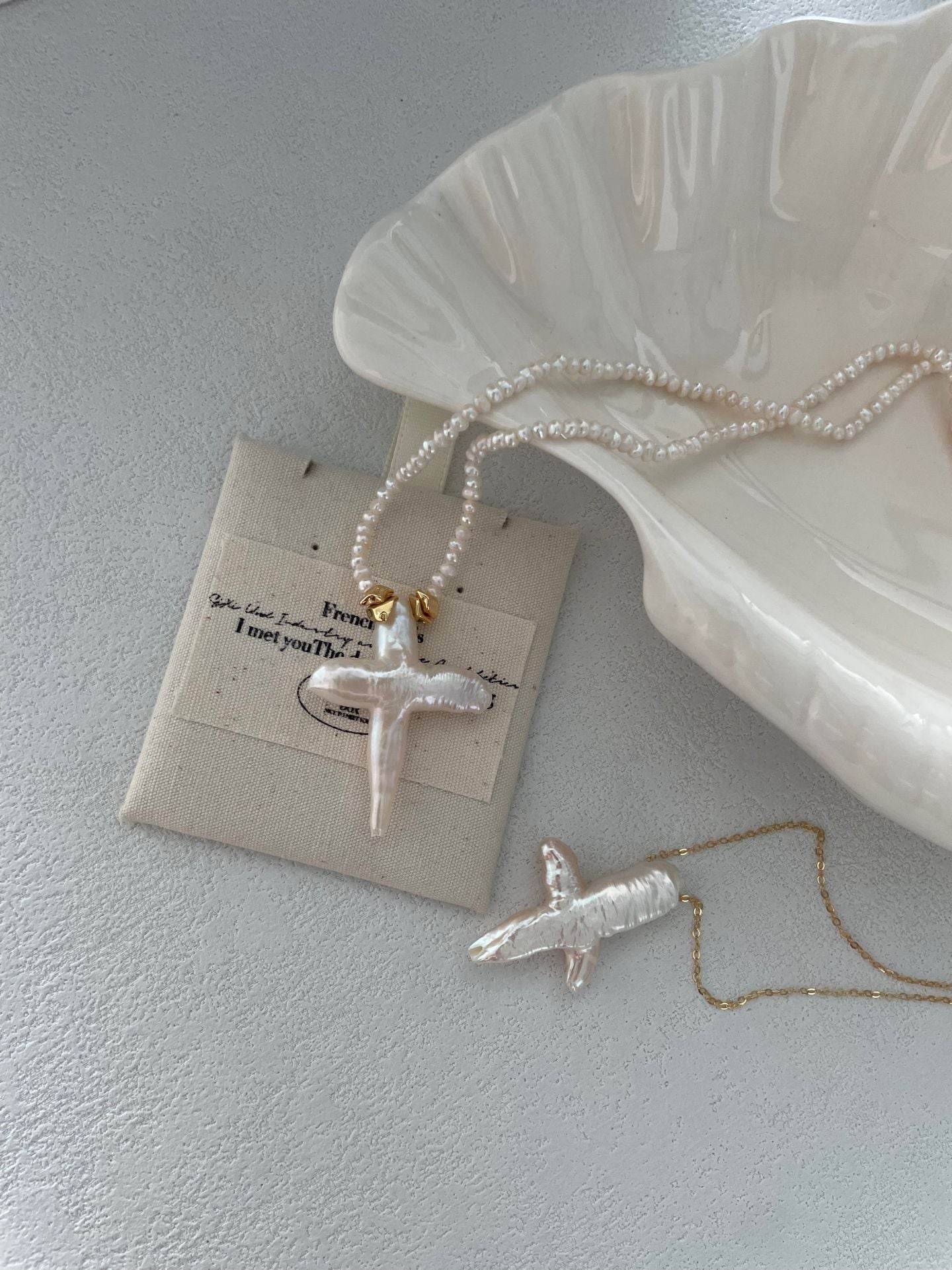 Divine Shape – Baroque Cross Pearl Necklace - SOLIS