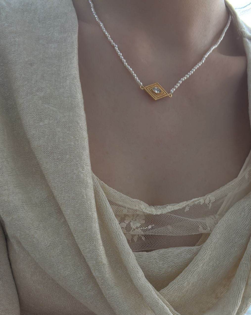 Greek Eye – Pearl Beaded Necklace - SOLIS