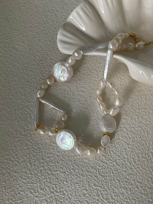 Celeste · Baroque Pearl Statement Necklace - SOLIS