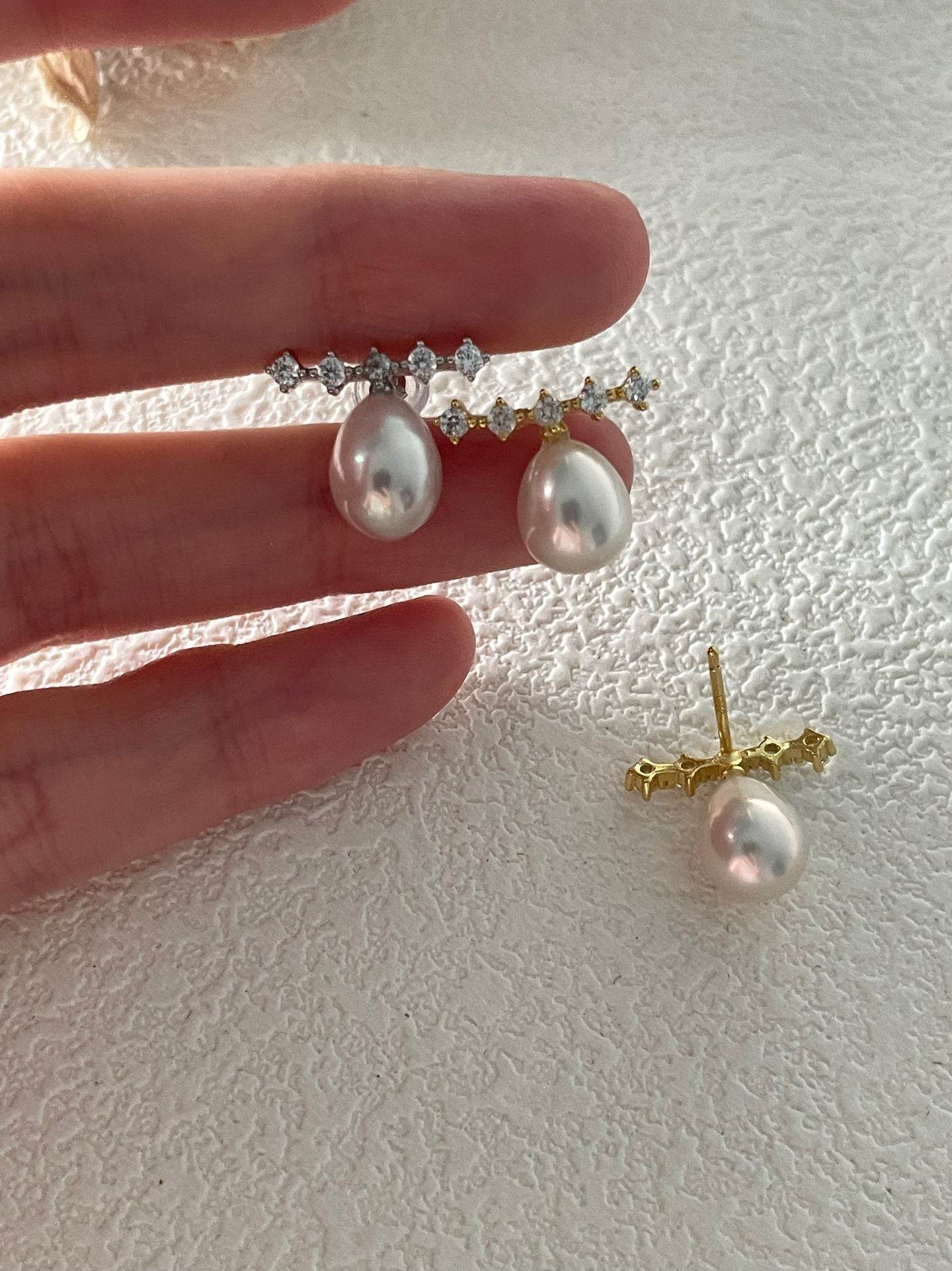 Gleamline · Pearl & Zircon Bar Studs — Small-Batch Luxury You’ll Wear Every Day - SOLIS