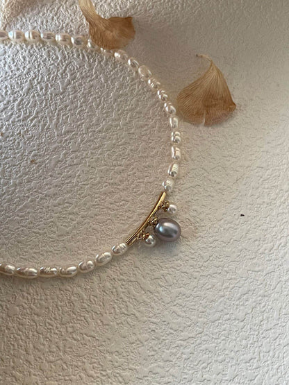 Petite Queen Necklace - SOLIS