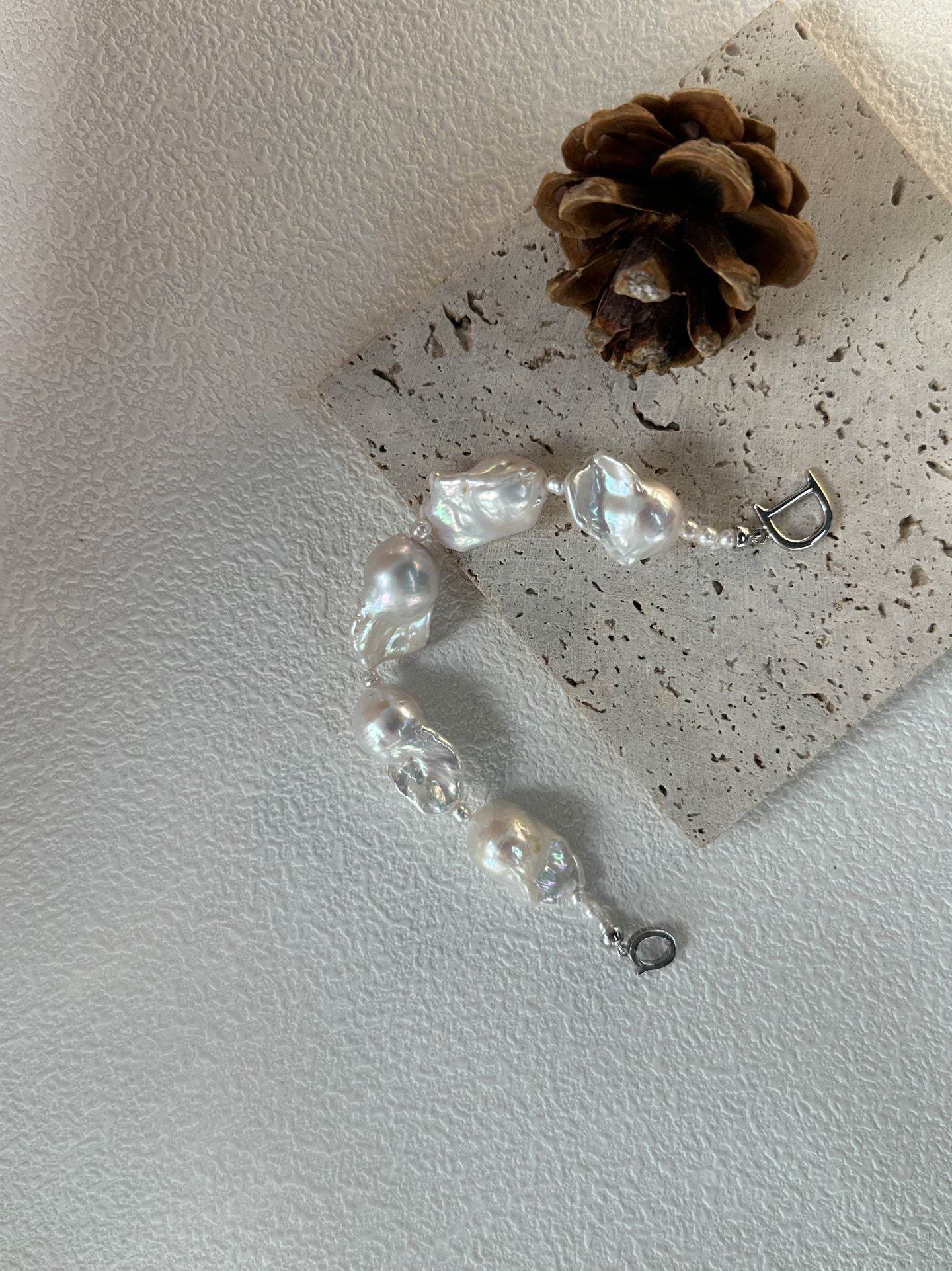 Baroque Freshwater Pearl Bracelet with Seed Pearl Spacers&nbsp; - SOLIS