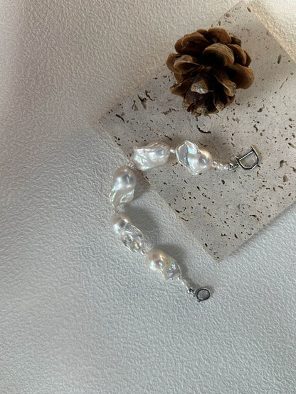 Baroque Freshwater Pearl Bracelet with Seed Pearl Spacers&nbsp; - SOLIS
