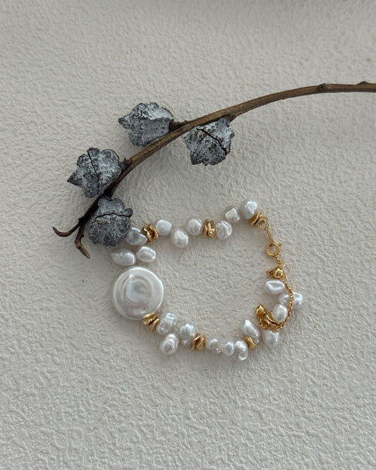 Natural Keshi Pearl Bracelet with Coin Disc Centerpiece