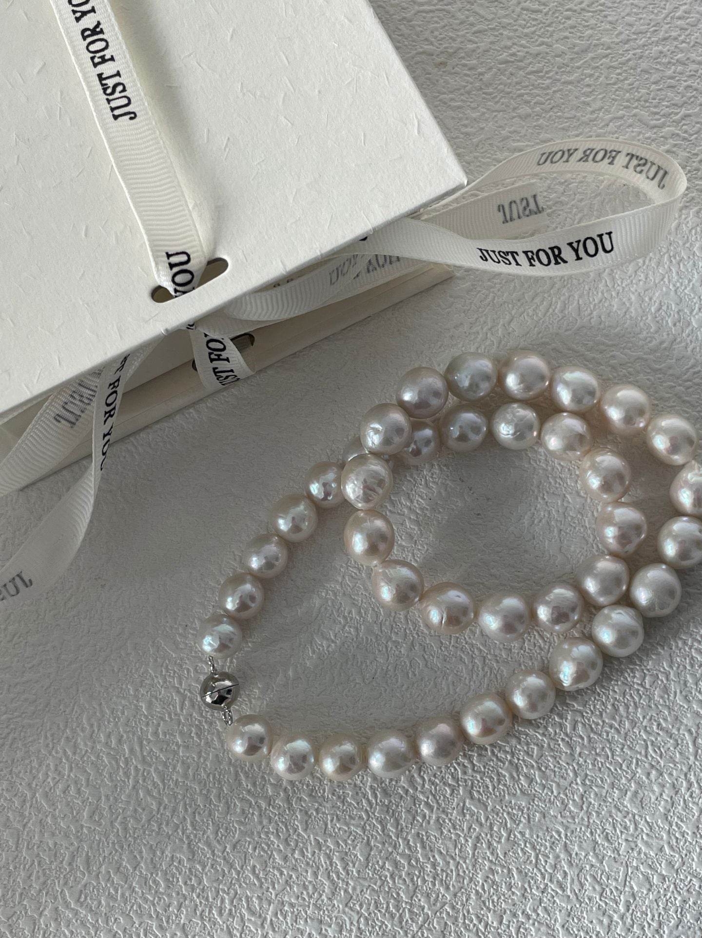 Edison Freshwater Pearl Necklace – Sterling Silver Clasp - SOLIS
