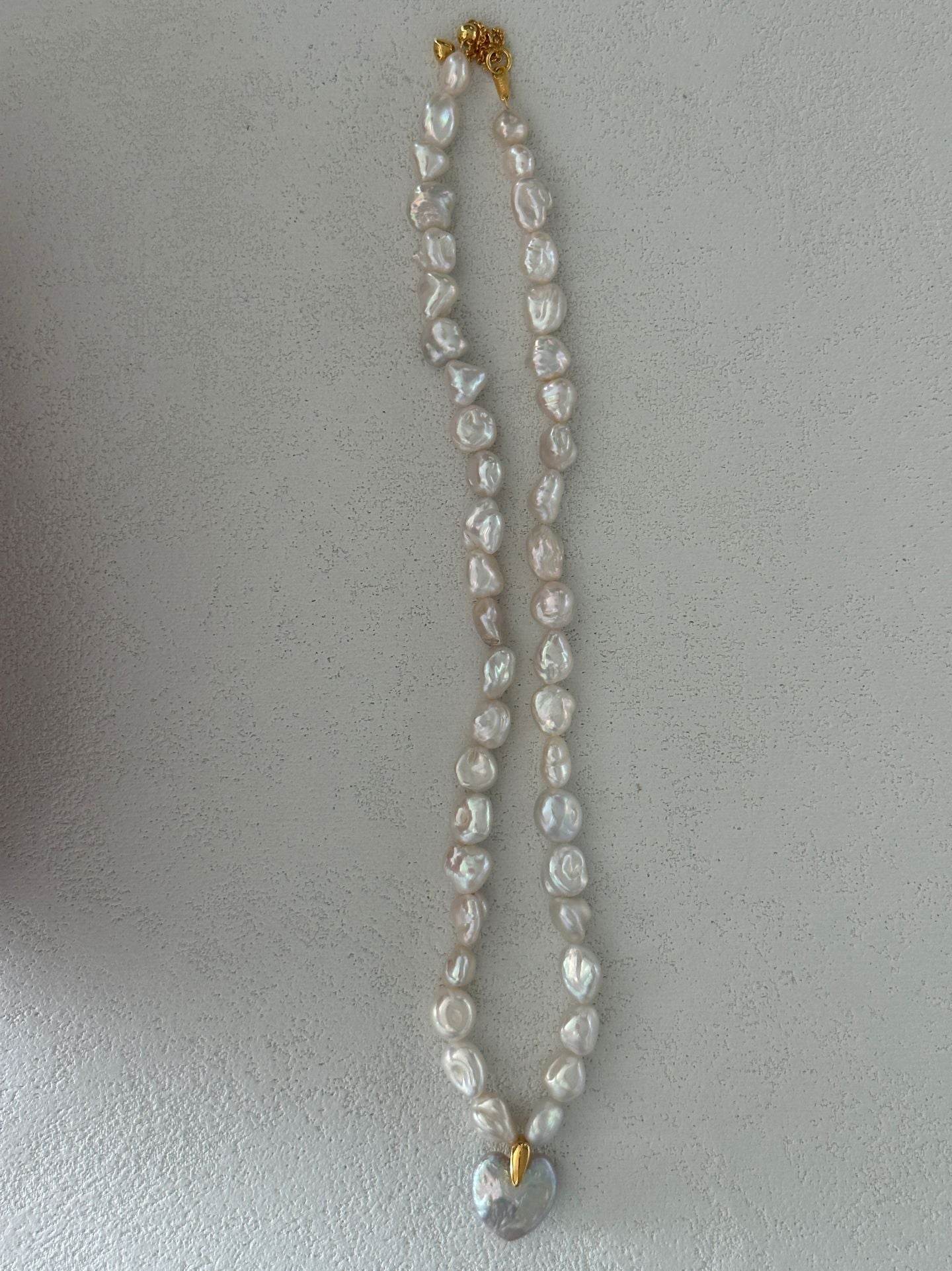 Runaway Sweetheart Pearl Necklace - SOLIS