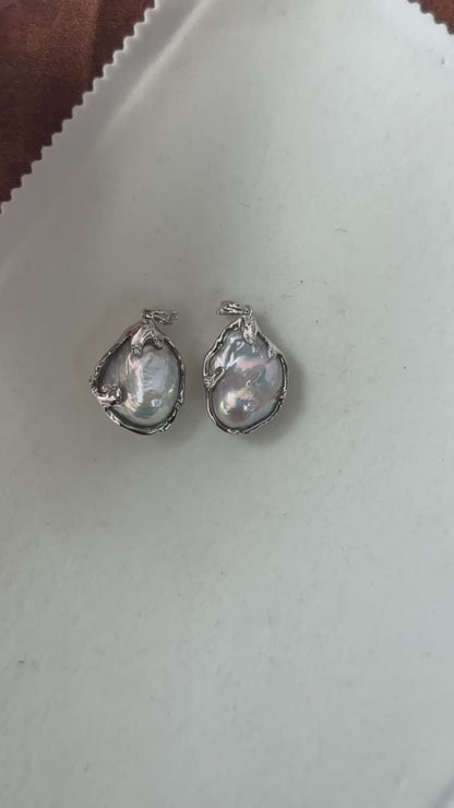 Private Treasures ·Sterling Silver Baroque Pearl Pendant