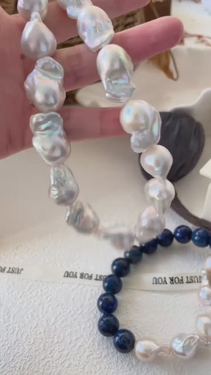 “Sculpture” – Oversized Baroque Pearl Necklace 20–22mm